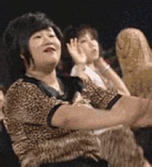 asian dancing gif|AsianGoodness Gifs .